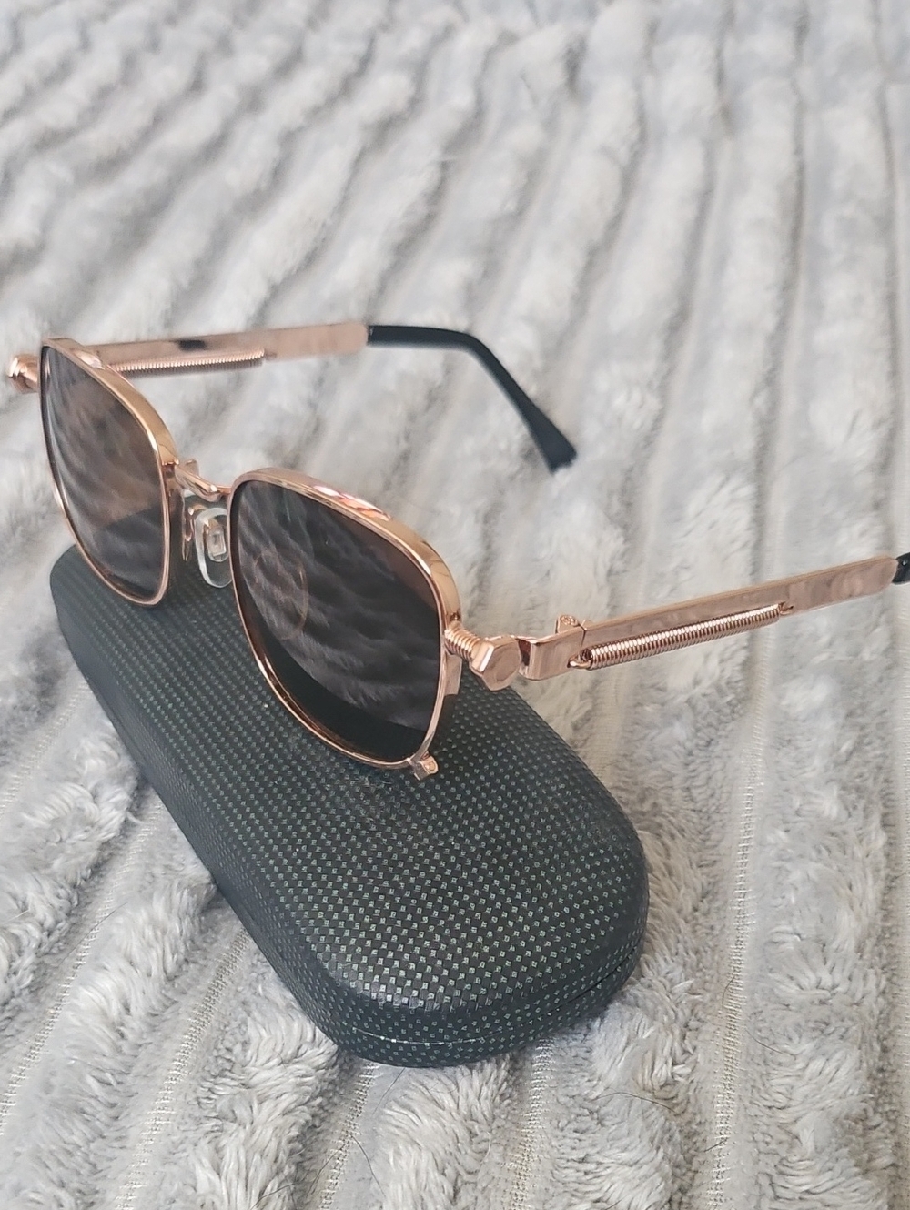 Steve Madden Unisex Tyga sunglasses